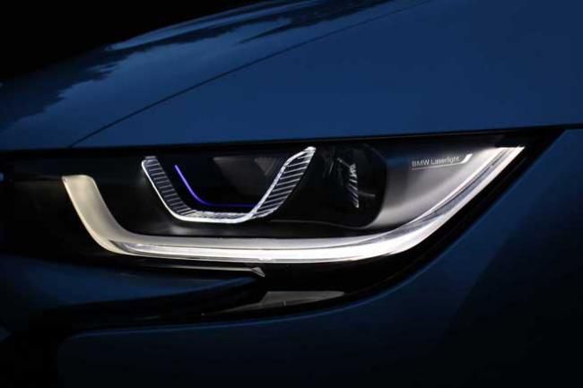 De asemenea, "Opel" lucrează în continuare pentru a finaliza sistemul matriceal de LED-uri. Sistemul matriceal va fi prezentat în următoarele 18 luni.