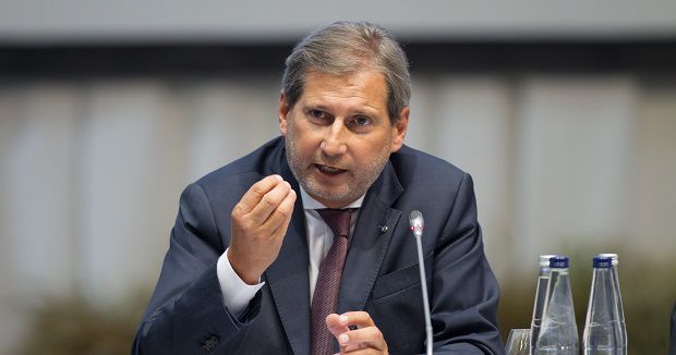 Еврокомиссар по вопросам расширения и политики добрососедства ЕС Йоханнес Хан.
