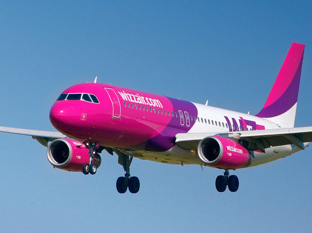 Авиакомпания Wizz Air снижает количество полетов.