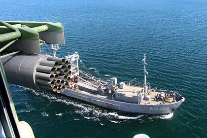 ВМС Украины провели тактические учения с авиацией в Черном море.