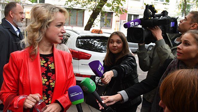Прокурор потребовал отправить экс-жену Джигарханяна на обязательные работы.