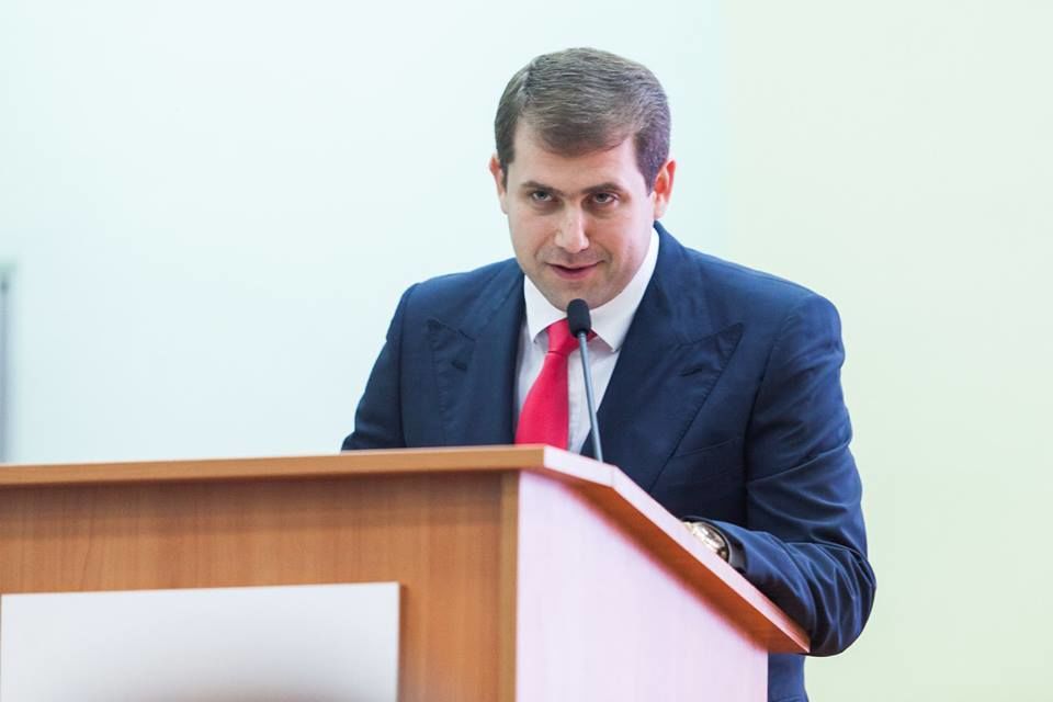 Поведение и решения судьи, Илан Шор характеризует его как непрофессиональное и порочащее весь молдавский футбол.