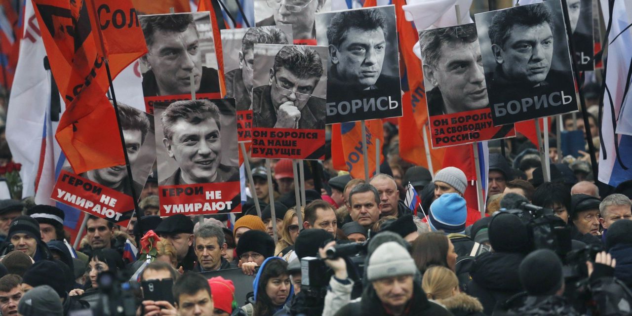 Мэрия Москвы согласовала марш памяти Бориса Немцова.