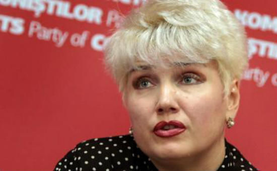 Наталья Высотина вступила в открытую конфронтацию с мунсоветниками от ПКРМ.