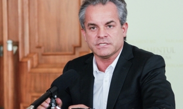 Vlad Plahotniuc, este gata să voteze pentru desemnarea liderului PLDM, Vlad Filat, în funcţia de prim-ministru.