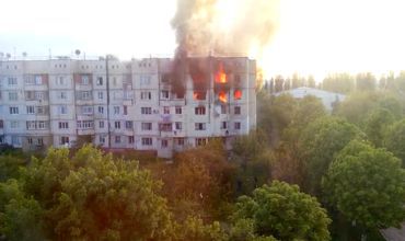 Взрыв был сильным (разрушены три квартиры), а значит, подготовленным.