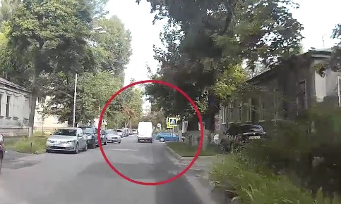 ДТП в центре Кишинева попало на камеру видеорегистратора.