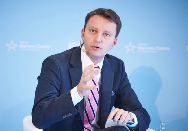 „Preşedintele Igor Dodon ne transmite, prin toate gesturile şi declaraţiile pe care le face, că nu vrea combaterea corupţiei, că este prietenul oligarhilor.