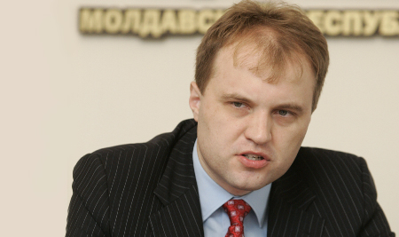 Шевчук внес на рассмотрение парламента законопроекты, которые должны создать предпосылки для расширения временной трудовой занятости студентов. Фото: expert.ru