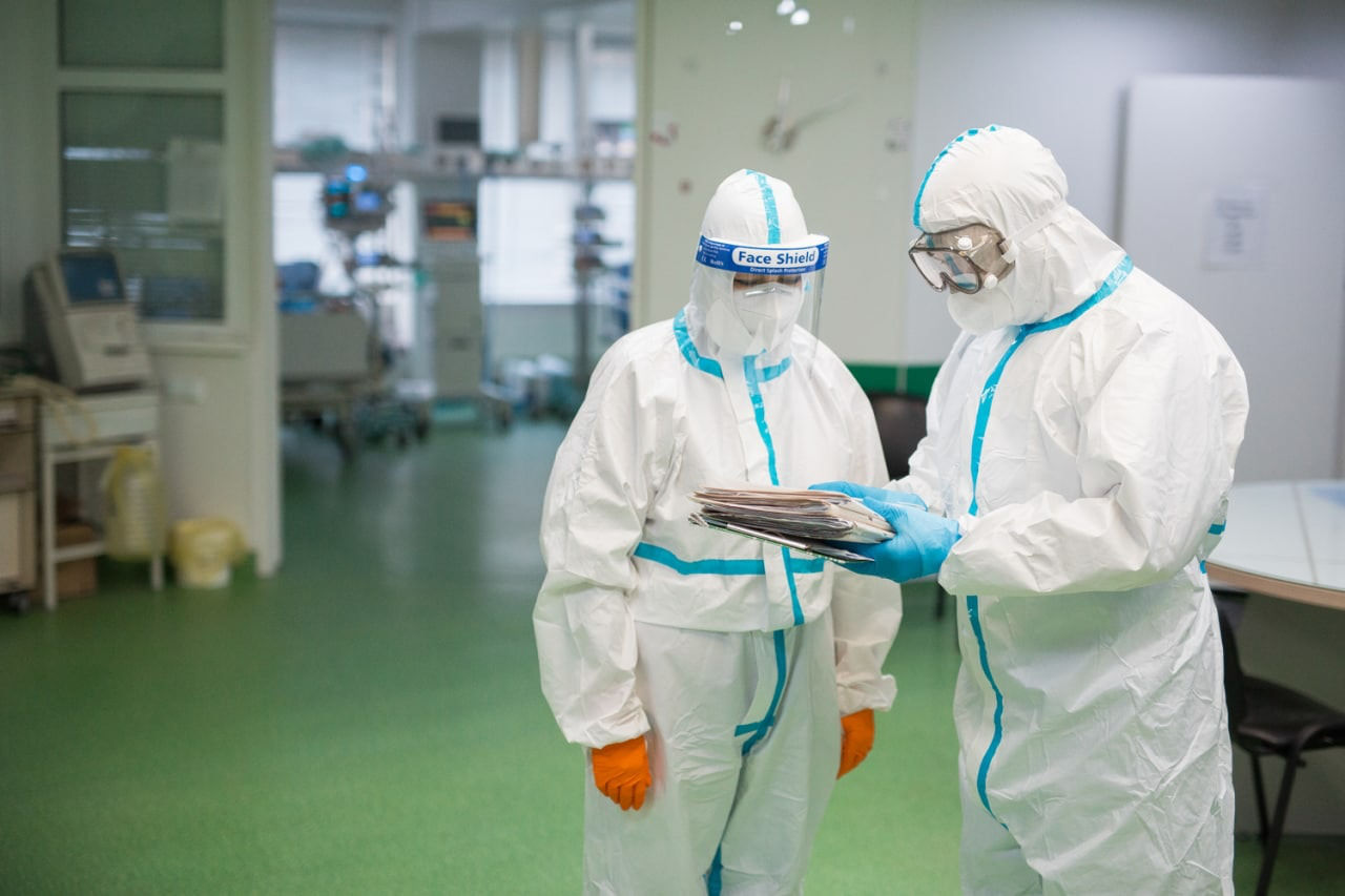 За последнюю неделю зарегистрировано более 1 300 случаев заражения COVID-19.