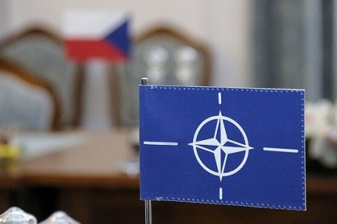 Президент Чехии добавил, что он поддерживает идею федерализации Украины.