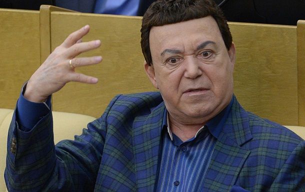 Кобзон раскрыл место жительства Януковича.
