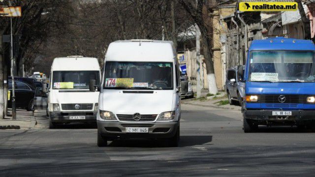 Администраторы маршрутных такси в Кишиневе готовят ходатайство о корректировке тарифов. Фото: realitatea.md