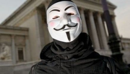 Fondatorul Wikileaks s-a refugiat în ambasada Ecuadorului la Londra, cerând azil politic în această ţară din America de Sud