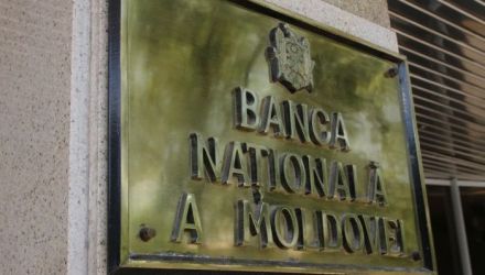 Guvernatorul băncii centrale afirmă că este gata să poarte discuții cu reprezentanții sistemului bancar din regiunea separatistă.