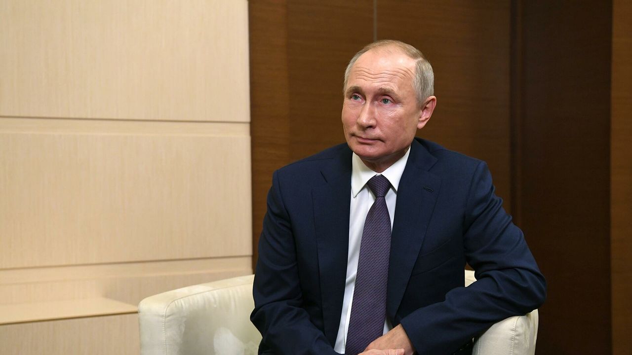 Путин оценил высказывания об "обиде" США из-за урегулирования в Карабахе.