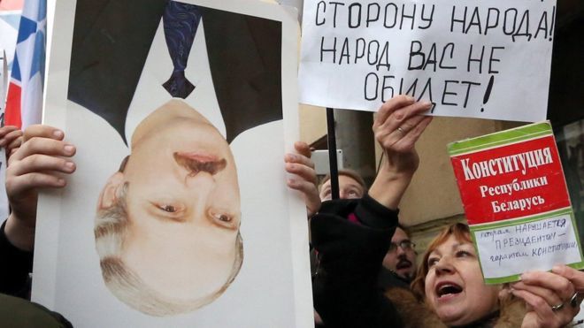 Лукашенко заявил о задержании "боевиков, готовивших провокации".