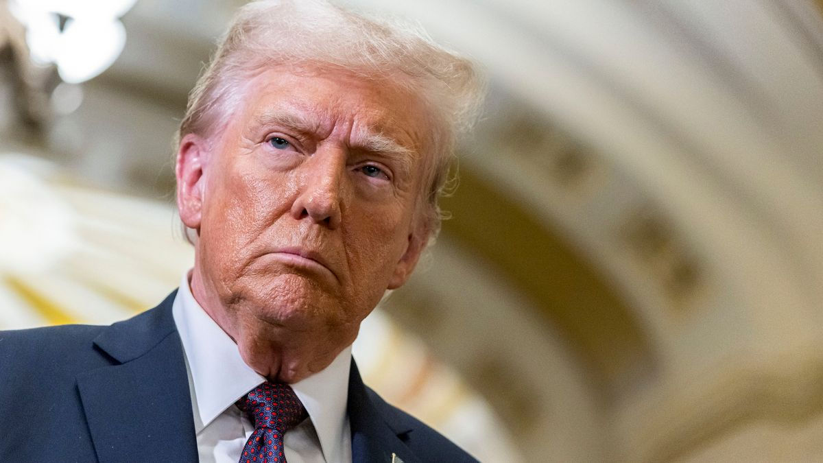 UE avertizează SUA cu măsuri de răspuns, dacă Trump introduce taxe vamale.