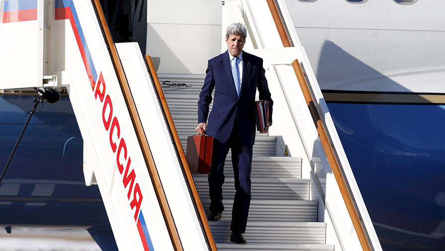 Госсекретарь США Джон Керри прибыл в Москву.
