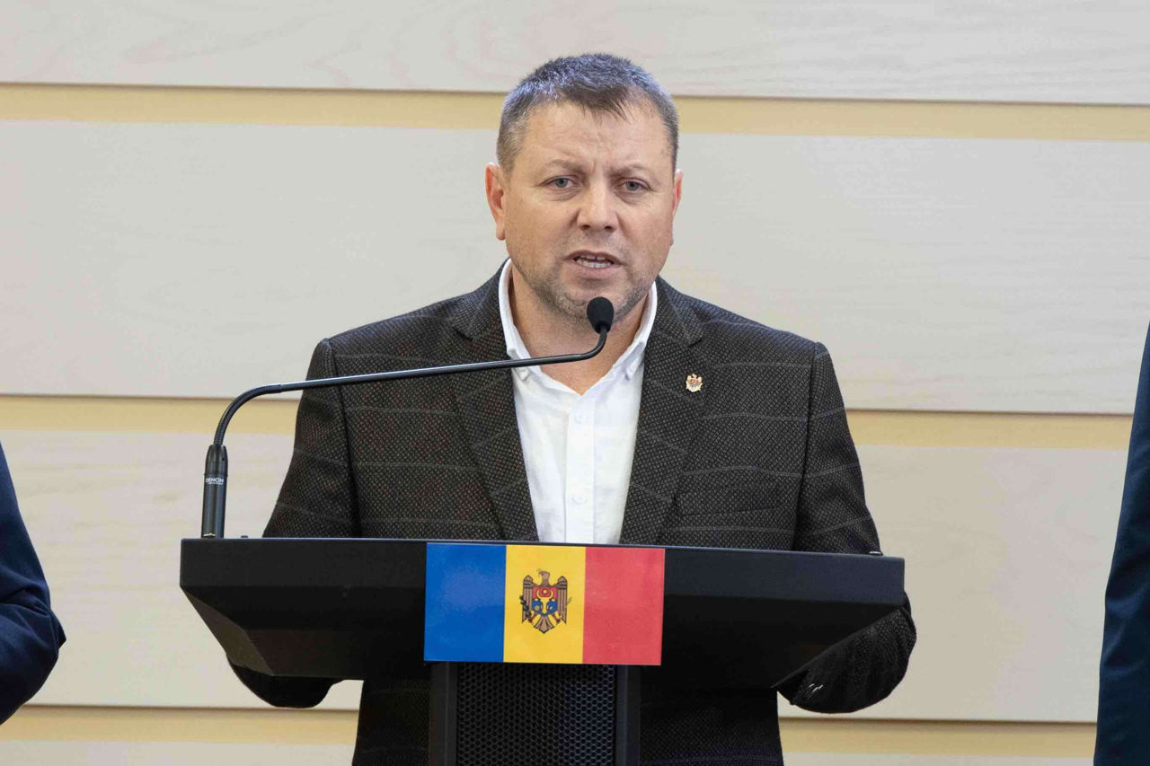 Stefanco: Statul încasează TVA și accize, dar nu creează mecanisme de sprijin pentru fermieri.