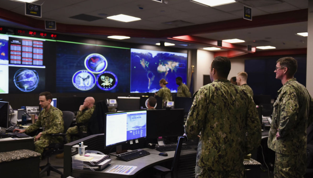 Компания из США "по ошибке" поставляла конфиденциальные военные технологии в РФ и Китай.