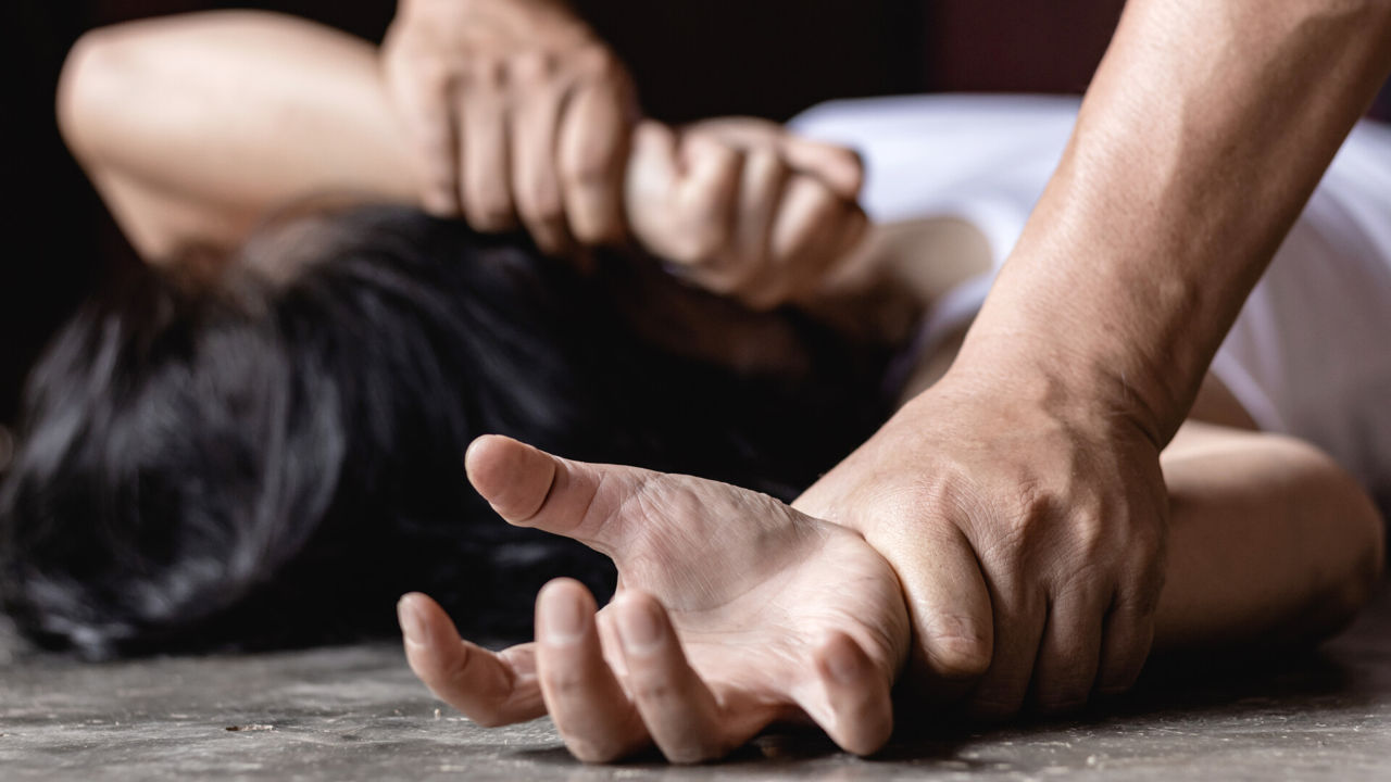 Un bărbat, condamnat la 12 ani de închisoare după ce a violat o minoră la Nisporeni.