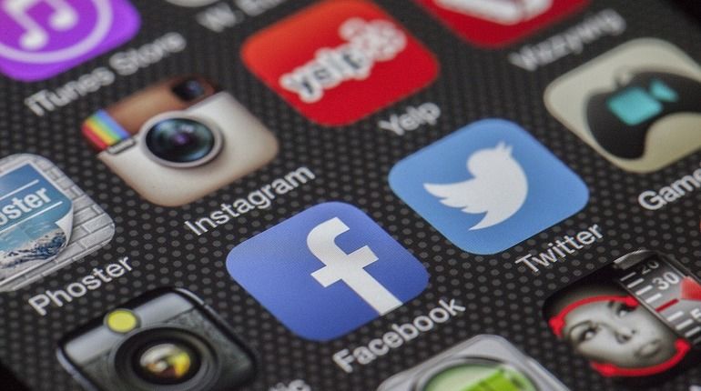 Напомним, Facebook сообщила о введении запрета на восхваление и поддержку идей "белого национализма".