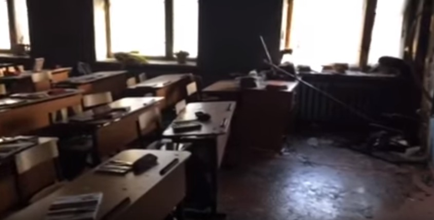 Опубликовано видео с места нападения на школу в Бурятии.