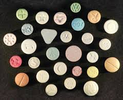 Irlanda a legalizat din greseala ecstasy-ul, metamfetamina si ketamina din cauza unei lacune juridice. Foto: coolchaser.com