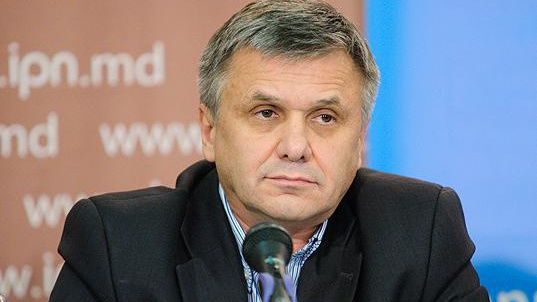Игорь Боцан: Политики хорошо сделали, что оставили первую линию управления пандемией.
