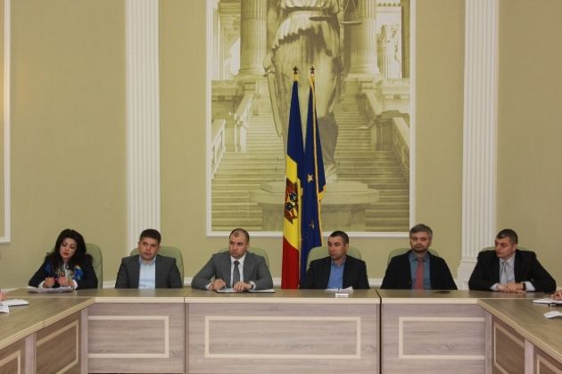 Были обсуждены около 30 возможных поправок к нормативно-правовой базе.