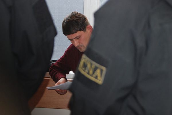 Примар города Рышкань и предполагаемый его сообщник были задержаны.