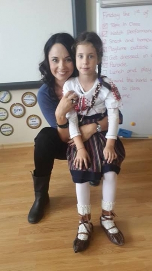 Andreea Marin a decis să le arate fanilor săi de pe Facebook cum arată fetița ei și a lui Ștefan Bănică, Violeta.