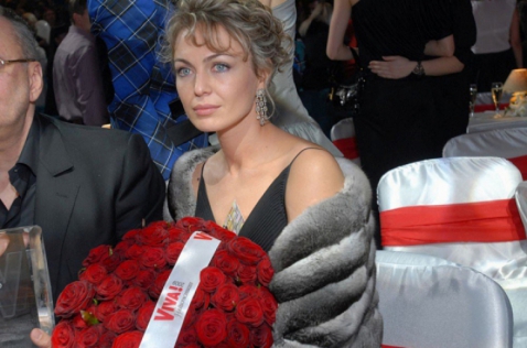 Напомним, Константин и Яна Меладзе развелись в 2013 году после 19 лет брака.