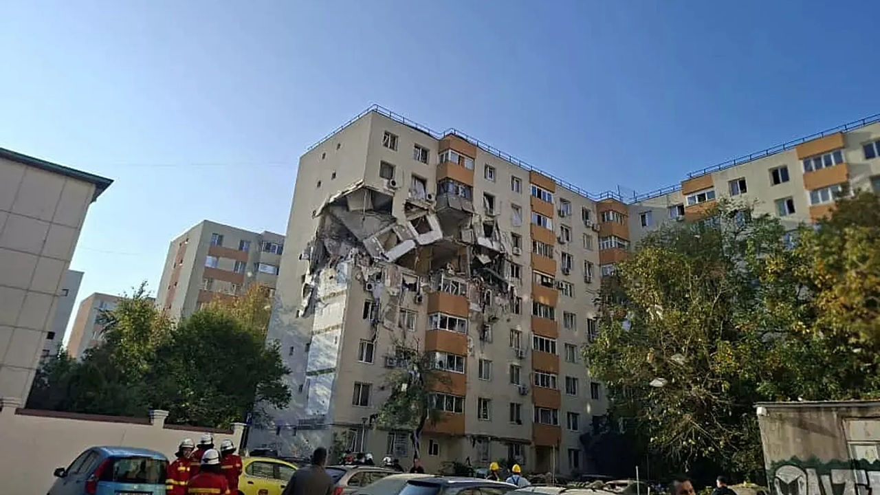 Posibila cauză a exploziei de gaz în blocul de locuințe din România a fost identificată.