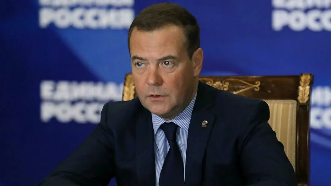 Медведев: Украина в результате спецоперации должна стать «нормальным соседом».
