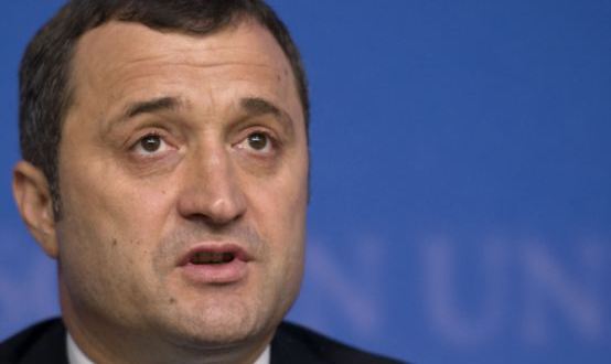 Филат обвиняет в этом беспрецедентную засуху, от которой пострадало сельское хозяйство не только в Молдове, но и в США, России, Казахстане.