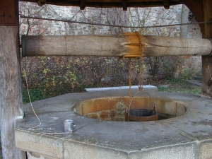 Până la sosirea salvatorilor băiatul se afundase deja în nămol până la genunchi