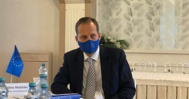 Глава делегации ЕС в Молдове Янис Мажейкс.