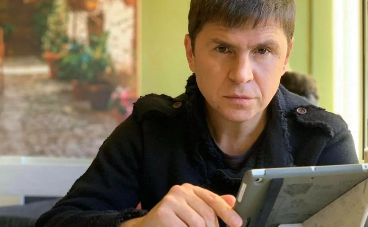Подоляк: Зайти на территорию Украины для белорусской армии - это самоубийство.