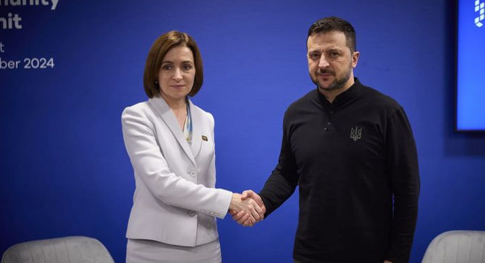 Зеленский после встречи с Санду: Молдова твердо поддерживает Украину, вместе мы сильнее.
