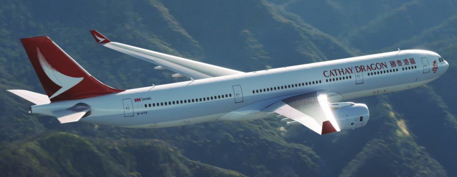 Самолет гонконгской авиакомпании Cathay Dragon совершил вынужденную посадку.