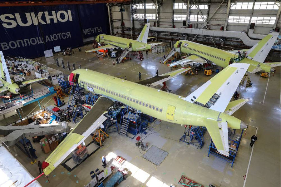 В России может появиться Sukhoi Superjet 100 в версии Aurus.