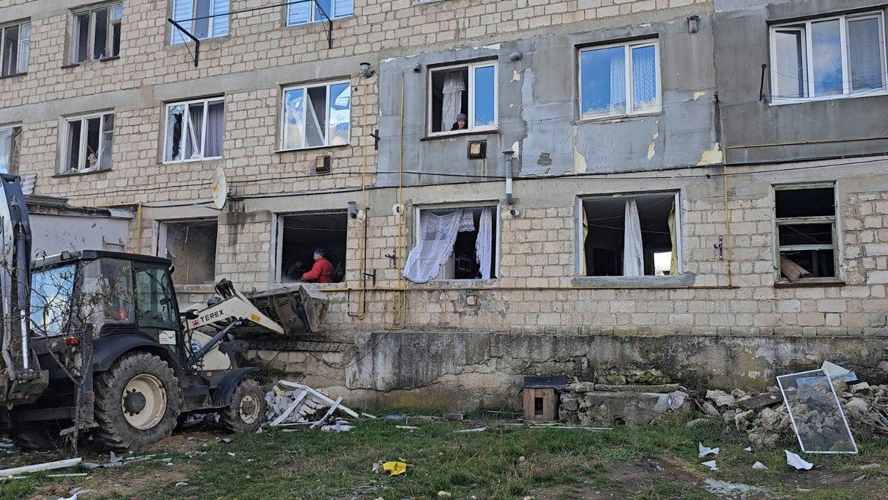 Noi detalii despre explozia de la Florești: Zece apartamente au fost afectate.