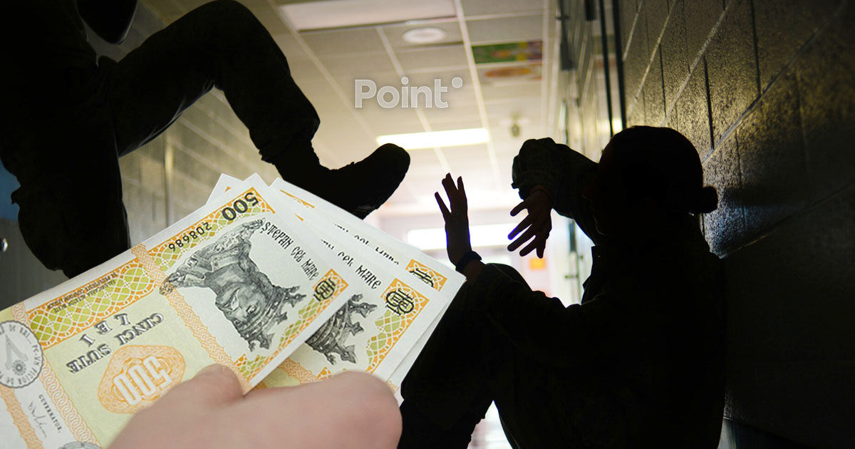 O fată, agresată fizic timp de un an de un coleg de clasă: Instanța i-a acordat despăgubiri de 3.000 de lei.
