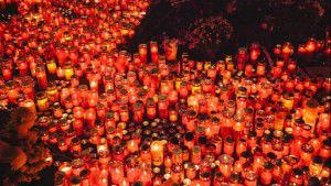Bilanţul tragediei de la Colectiv a ajuns la 47 de morţi. Foto: infomoldova.net