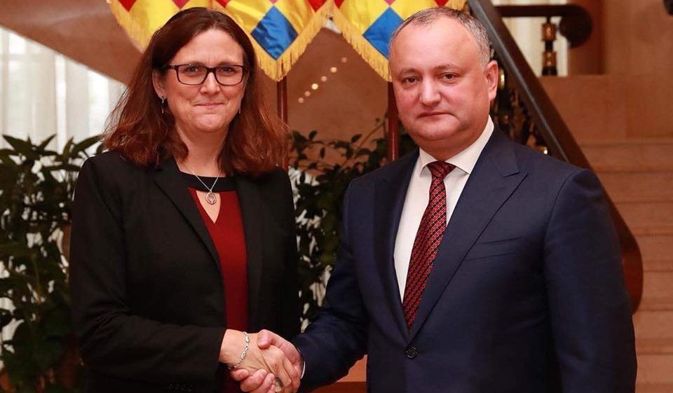 Dodon s-a întâlnit cu Cecilia Malmstrom. Despre ce au discutat