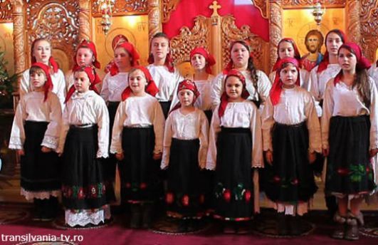 Наделённые даром пения детки из города Каушаны, встречая эти светлые дни Рождества Христова, разучивали колядки в местной церкви.