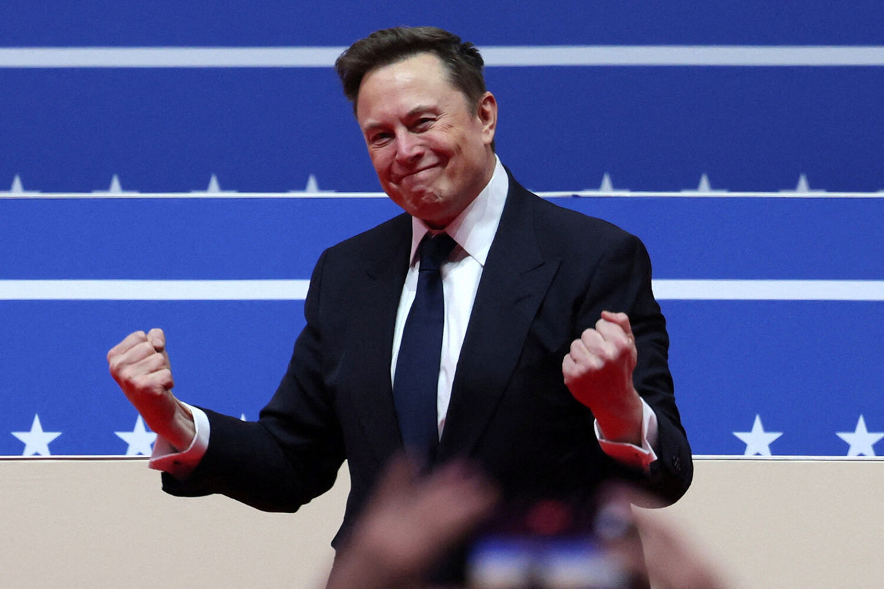 Musk a recunoscut că are acces la informații clasificate de mult timp.