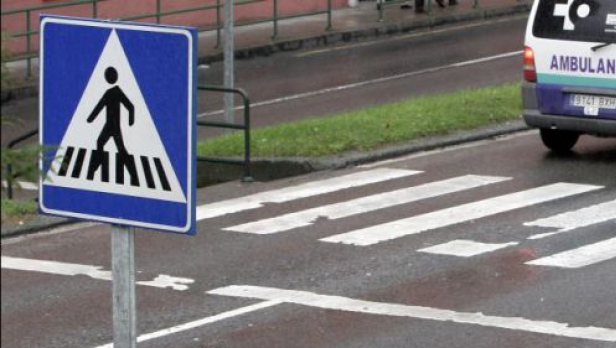 Un bărbat originar din Republica Moldova a lovit în plin un pieton în timp ce traversa strada. 